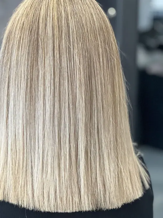 Blonde blunt lob with a straight blow dry