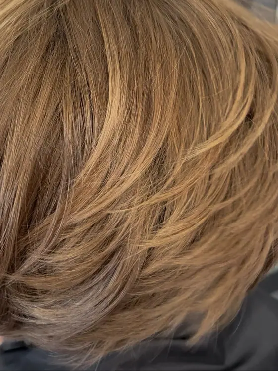 Caramel layered bob with movement